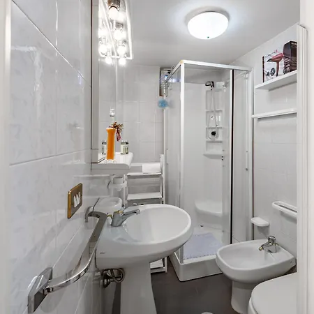 Casa Cenzina By Rentbeat Apartment